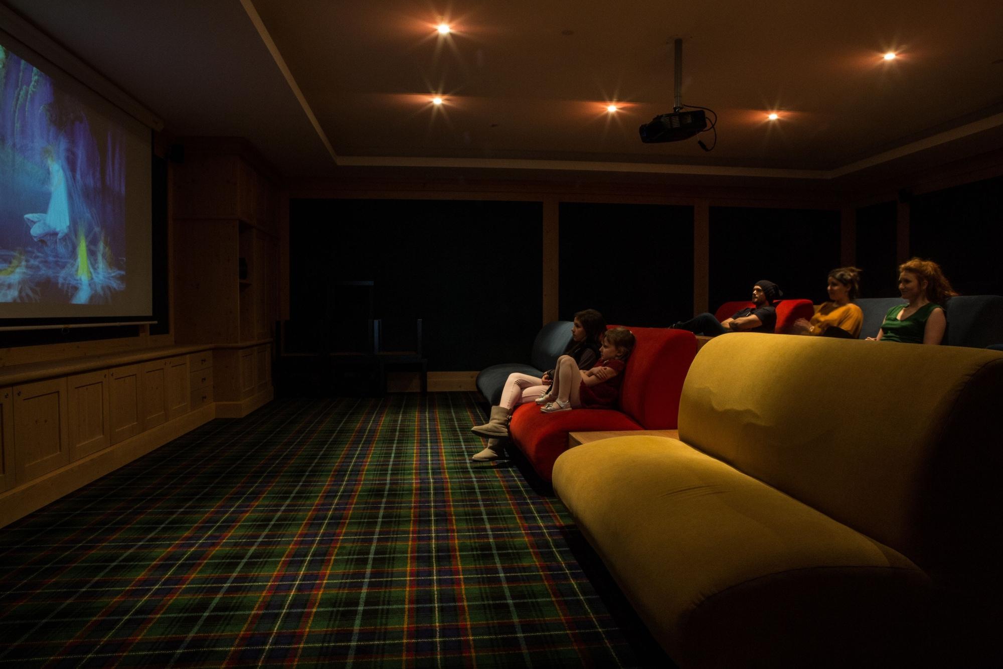 Chalet Royalp Hotel & Spa วิลลาร์-ซูร์-โอลง ภายนอก รูปภาพ